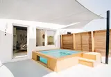 Mesanto Luxury Suites foto 14