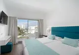 Alua Leo foto 3