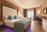 Ramada Hotel & Suites by Wyndham Kusadasi foto 13
