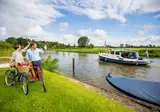 Aan de Maas foto 1