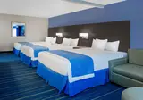 Days Inn & Suites by Wyndham Anaheim At Disneyland Park foto 10