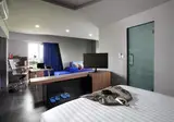 Berry Biz Hotel Sunset Road foto 19