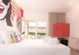 RIDE Surf Resort & Spa foto 15