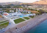 Kamari Plus Beach Resort foto 18