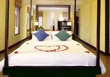 Apsara Beachfront Resort & Villa foto 15