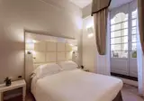 Palazzo Caracciolo Napoli foto 2
