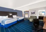 Days Inn & Suites by Wyndham Anaheim At Disneyland Park foto 21