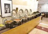 Golden Tulip Media Hotel foto 13