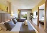 Golden Avenida Family Suites foto 3