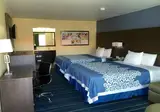 Days Inn & Suites by Wyndham Anaheim At Disneyland Park foto 3
