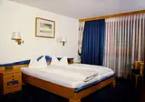 Berghotel Basur foto 3