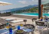 Younique Vollo Hotel Residences foto 4