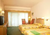 Amora Beach Resort Phuket foto 12