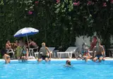 Enorme Epavli Boutique foto 2