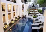 Outrigger Surin Beach Resort foto 9