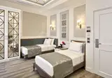 Mirrors Hotel foto 3