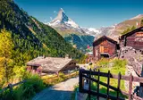 Zwitserse bergtoppen en meren foto 8