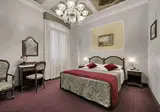 Pausania foto 1