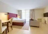 NAU Sao Rafael Suites foto 17