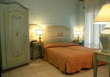 Ariston foto 2