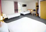 Disneyland Paris per auto - Hotel B&B foto 1
