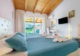 Palapart Gikas Studios & Suites foto 23