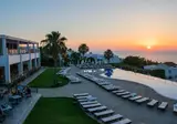 Theo Sunset Bay Hotel foto 6