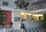 Enorme Epavli Boutique foto 5