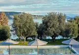 100 Rizes Luxury Seaside Resort foto 7