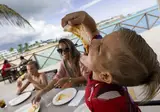 Sonesta Maho Beach Resort & Casino St. Maarten foto 4