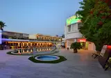 Tropicana Beach foto 17