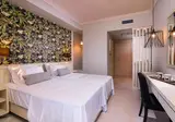 Neikos Mediterraneo Luxury Suites foto 4