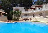 Perla Beach foto 1