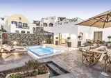 Mathios Luxury Homes foto 1
