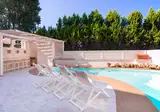 Neikos Mediterraneo Luxury Suites foto 3