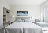 azuLine Hotel Llevant foto 17