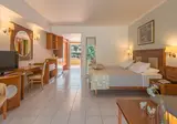 Fly & Go Kipriotis Maris Suites foto 4