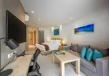 The Beachfront Hotel Phuket foto 11