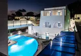 Tristhenia Hotel foto 10