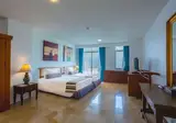 Waterfront Suites Phuket by Centara foto 13