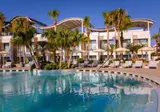 Radisson Larnaca Beach Resort foto 1