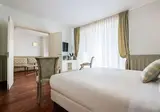 JR Hotels Oriente Bari foto 4