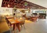 Harris Hotel Seminyak foto 6