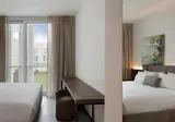 J Hotel foto 8