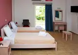 Stomio Villague foto 5