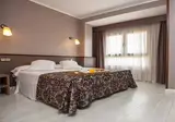 B&B Hotel Tarragona Centro Urbis foto 13