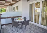 Alia Luxury Suites & Spa Beachfront Hotel foto 2