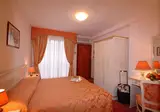 Hotel Ambassador Tre Rose foto 4