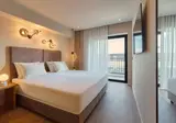 Enorme Epavli Boutique foto 9
