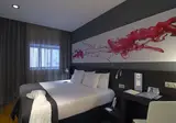 Ikonik Lex foto 1
